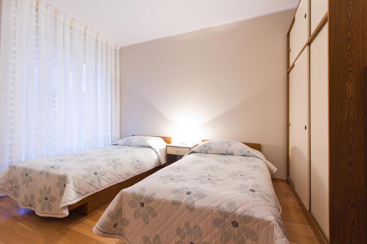 Apartments Silvia Porec Exterior photo