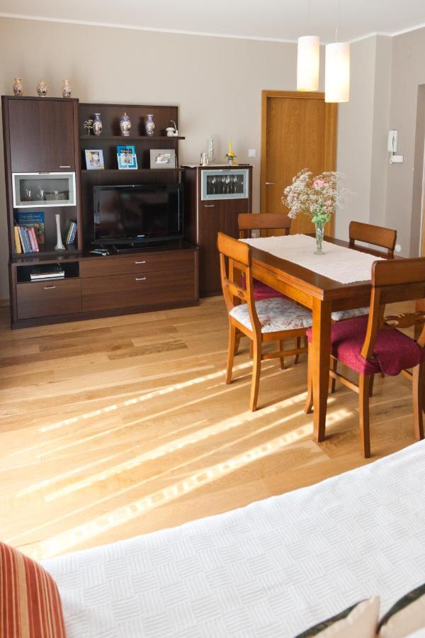 Apartments Silvia Porec Exterior photo